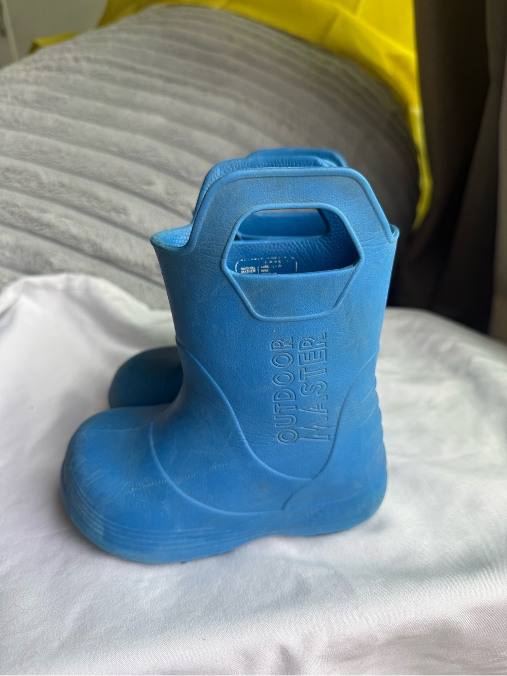 Kids Blue Pull-On Waterproof Rain Boots with Easy Handles